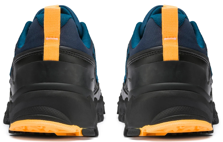 Lookbook Puma Trailfox Overland MTS Trainers Blue/Orange 370772-02