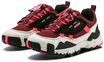 Puma Trailfox Overland Persian Gulf Hitam Merah 371475-03 Lookbook Puma Trailfox Overland Persian Gulf Hitam Merah 371475-03