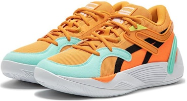 푸마 TRC 블레이즈 코트 '클레멘타인-울트라 오렌지' 376582-23 Lookbook 푸마 TRC 블레이즈 코트 '클레멘타인-울트라 오렌지' 376582-23