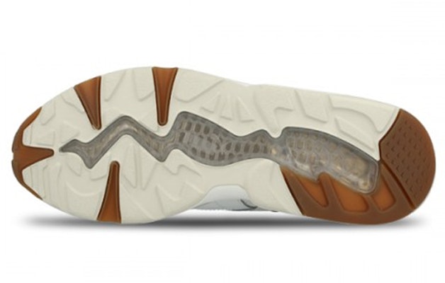 Puma Trinomic R698 拼接拼色 低幫運動鞋 白灰色 Shop Puma Trinomic R698 拼接拼色 低幫運動鞋 白灰色