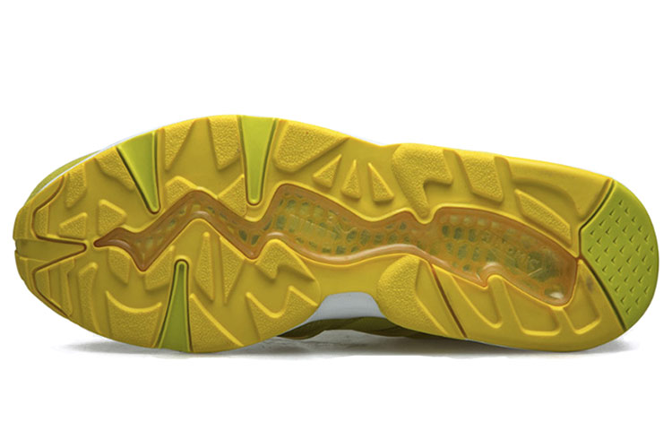 Shop Puma Trinomic R698 Blaze Scarpe Running Gialle 360135-05