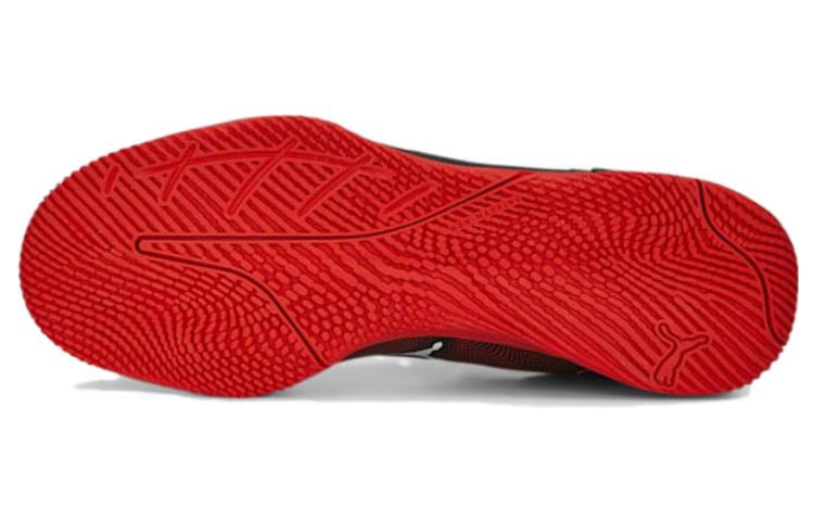 Details for Puma Truco III Low ''Zwart Rood'' 106892-05