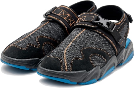 Puma TS-01 Casestudy 'Sandal Hitam Biru' 394568-01 Lookbook Puma TS-01 Casestudy 'Sandal Hitam Biru' 394568-01