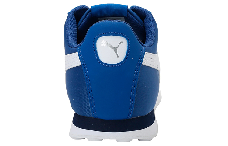 Shop Puma Turin 輕便透氣舒適 低筒運動鞋 藍白