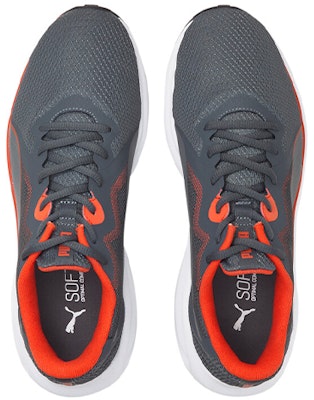 彪马 Twitch Runner '深蓝色 和 樱桃红' 运动鞋 376289-07 Lookbook 彪马 Twitch Runner '深蓝色 和 樱桃红' 运动鞋 376289-07