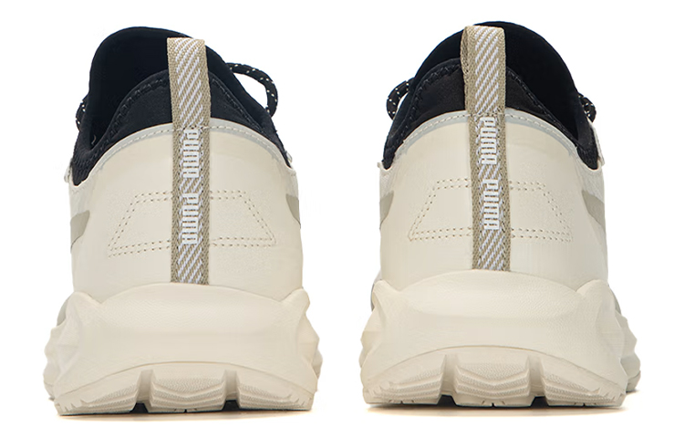 Lookbook Puma Twitch Runner Trail Demi 'Pristine' (Bersih) 377608-01