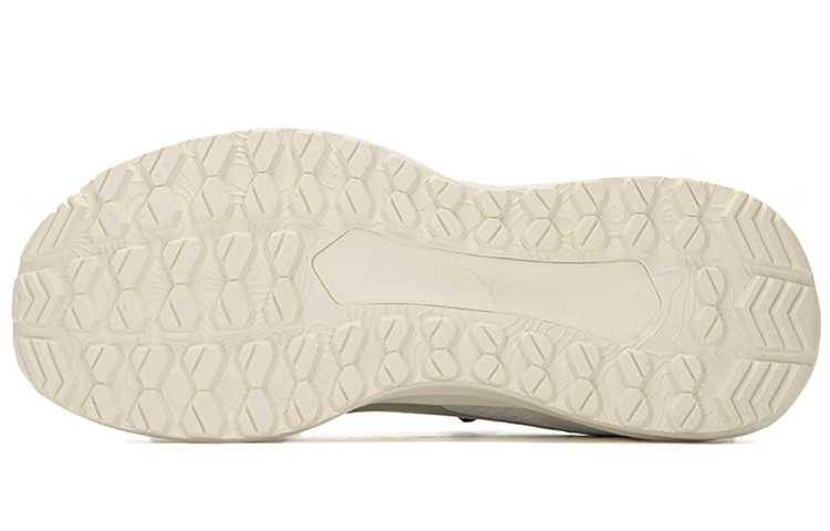 Shop Puma Twitch Runner Trail Demi 'Pristine' (Bersih) 377608-01