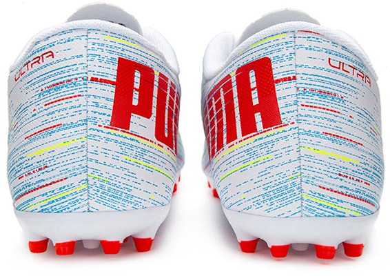 Puma Ultra 4.2 MG Sepatu Bola Multicolor 'Putih Merah Biru' 106356-03 Lookbook Puma Ultra 4.2 MG Sepatu Bola Multicolor 'Putih Merah Biru' 106356-03