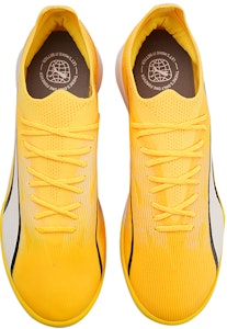 PUMA Ultra Ultimate CAGE 碎釘人草飛盤 舒適 百搭 休閒 足球鞋 男款 黃色 Lookbook PUMA Ultra Ultimate CAGE 碎釘人草飛盤 舒適 百搭 休閒 足球鞋 男款 黃色