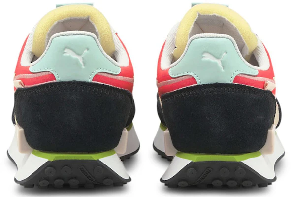 Sepatu Lari Puma Future Rider Twofold Sd Putih/Hitam/Merah Unisex 381052-13 Shop Sepatu Lari Puma Future Rider Twofold Sd Putih/Hitam/Merah Unisex 381052-13