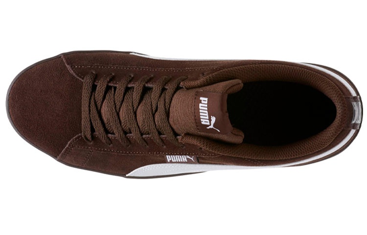 Shop プーマアーバンプラススウェード「多用途カジュアルロートップブラウン」365259-04 365259-04