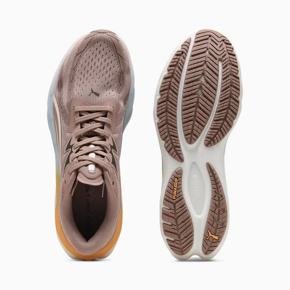 Shop Puma Velocity NITRO 4 RC 跑步鞋 31291301