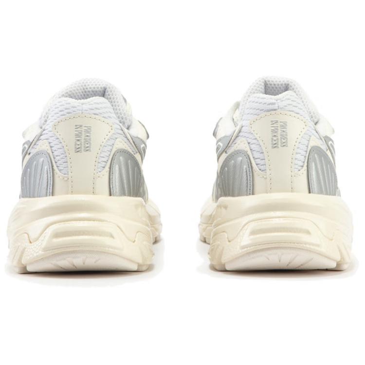 Shop PUMA Velophasis 舒適 減震防滑 低筒 老爹鞋 男女同款 銀色