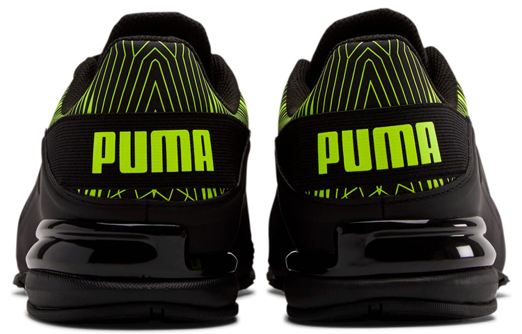 Shop Puma Viz Runner Graphic ''Noir Vert'' 194218-03