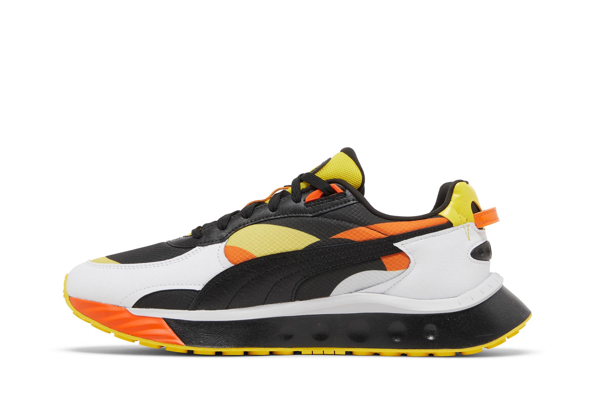 Lookbook Puma Wild Rider 'Court Crush' 382988-01