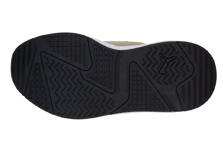 Shop 彪马X-Ray2金色方形金属慢跑鞋 382218-02