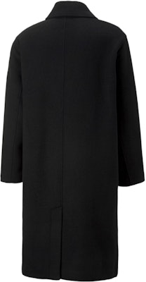 PUMA x AMI 黑色刺繡Logo按扣男女款長版外套。 535997-01 Lookbook PUMA x AMI 黑色刺繡Logo按扣男女款長版外套。 535997-01