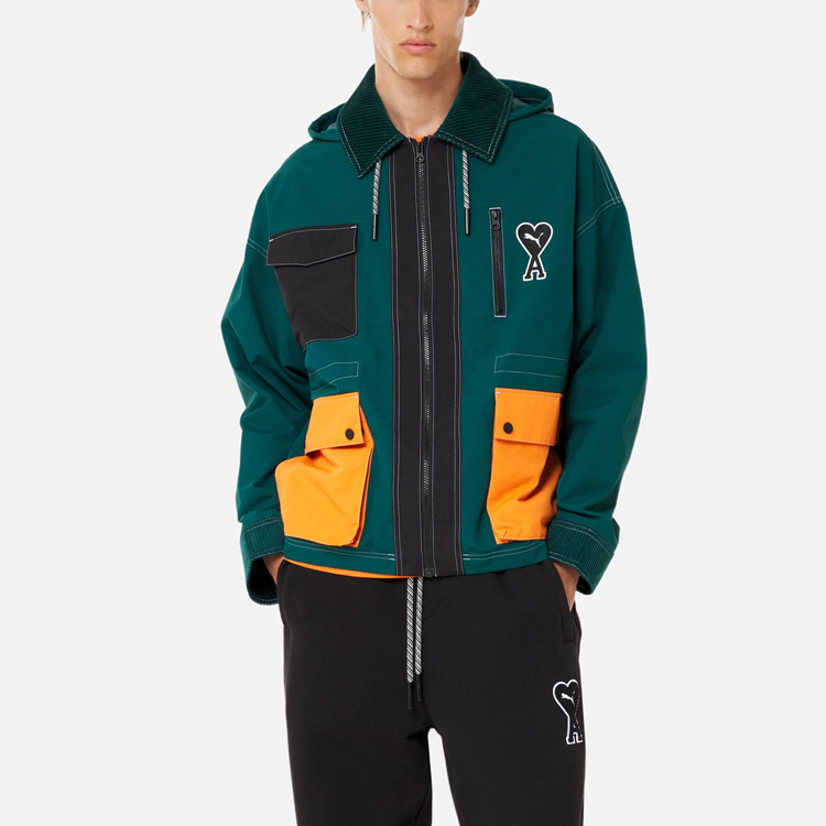 Shop PUMA x AMI拼色口袋衬衫外套 大学绿 男女同款 户外穿搭 535990-24