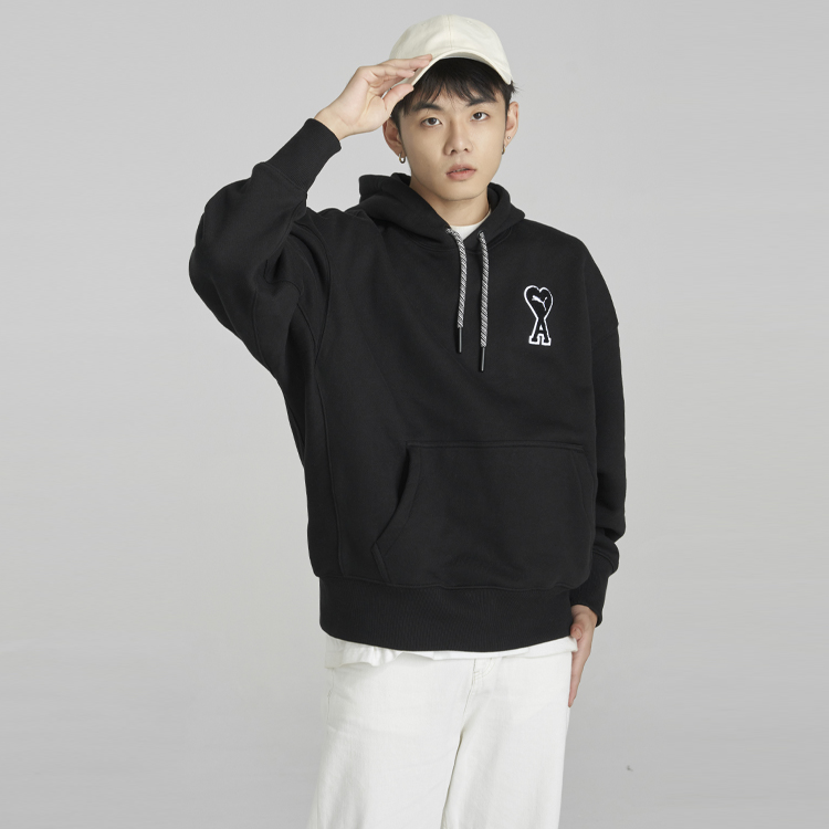 Shop PUMA x AMI 黑色連帽衫 心型標誌聯名款 男女適用. 536231-01