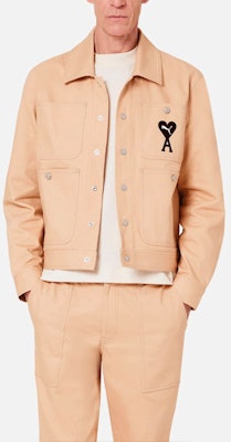 PUMA x AMI Paris 愛心標誌卡其色襯衫外套聯名秋季系列. 534065-97 Lookbook PUMA x AMI Paris 愛心標誌卡其色襯衫外套聯名秋季系列. 534065-97