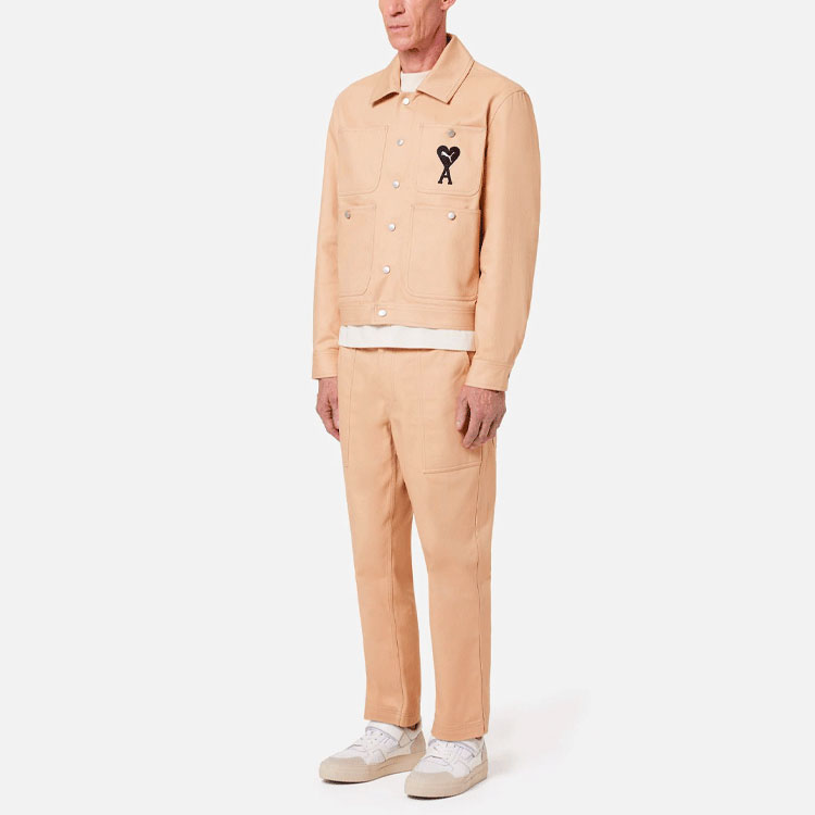 Purchase PUMA x AMI Paris 愛心標誌卡其色襯衫外套聯名秋季系列. 534065-97