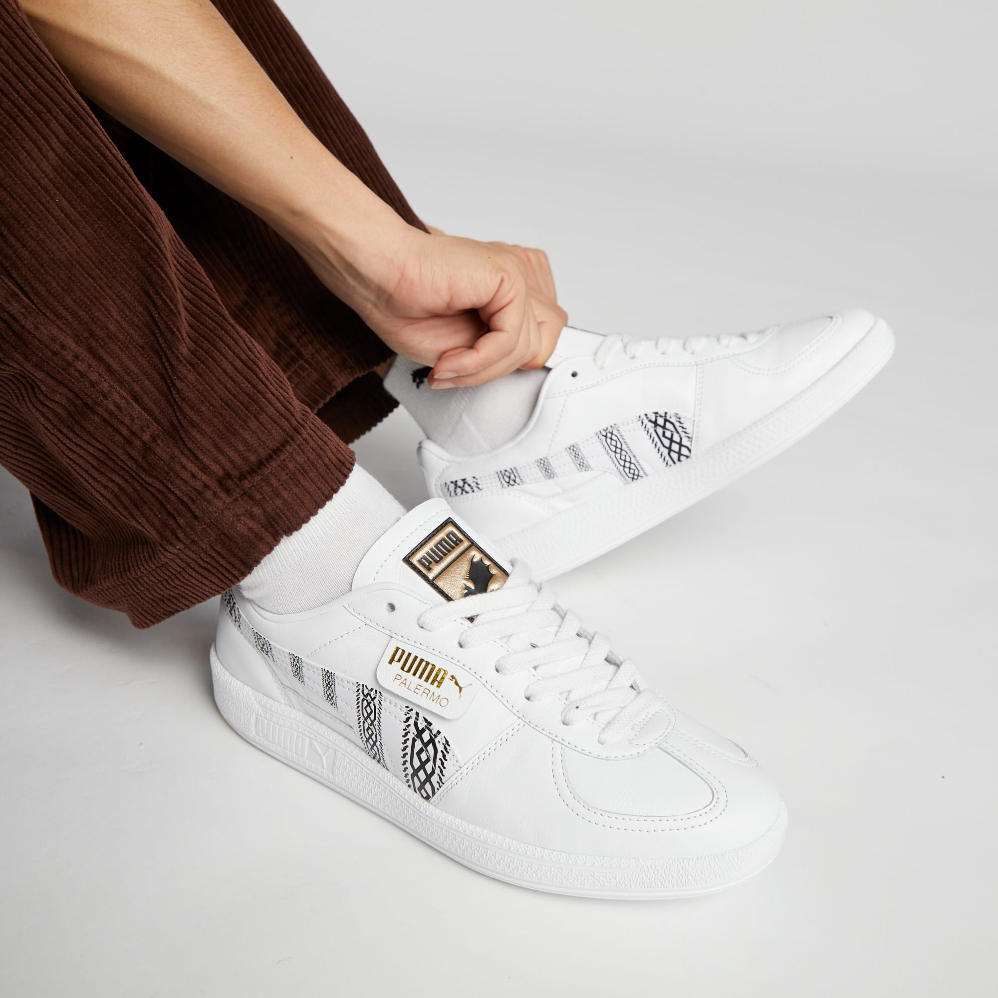 Order PUMA x 魔物獵人巴勒莫皮革運動鞋 403579-01