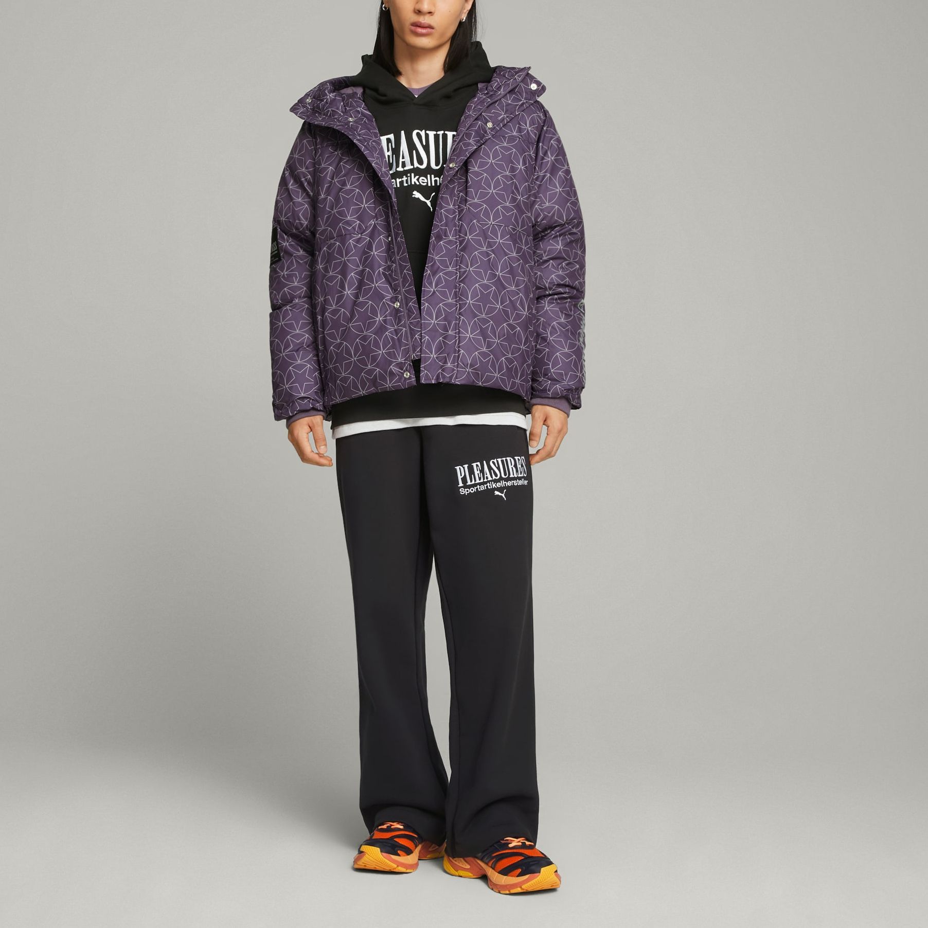 Purchase Puma x Pleasures 紫色連帽羽絨外套 全版印花設計 620875-74