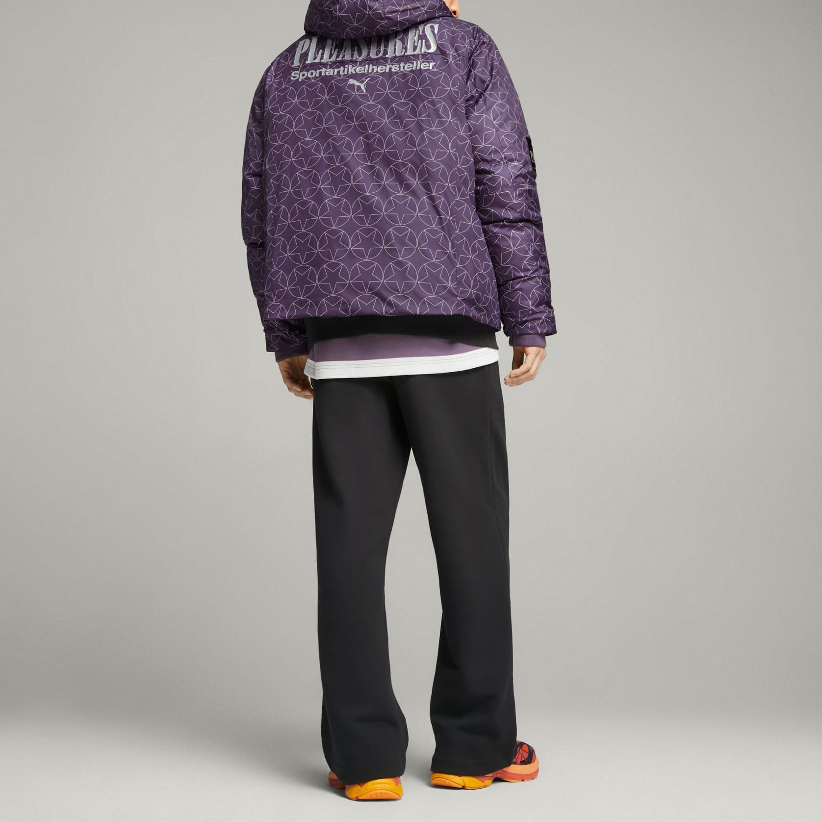 Details for Puma x Pleasures 紫色連帽羽絨外套 全版印花設計 620875-74