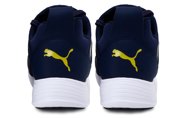 Shop プーマ Zod ランナー IDP ロー (ブルー) 370790-02