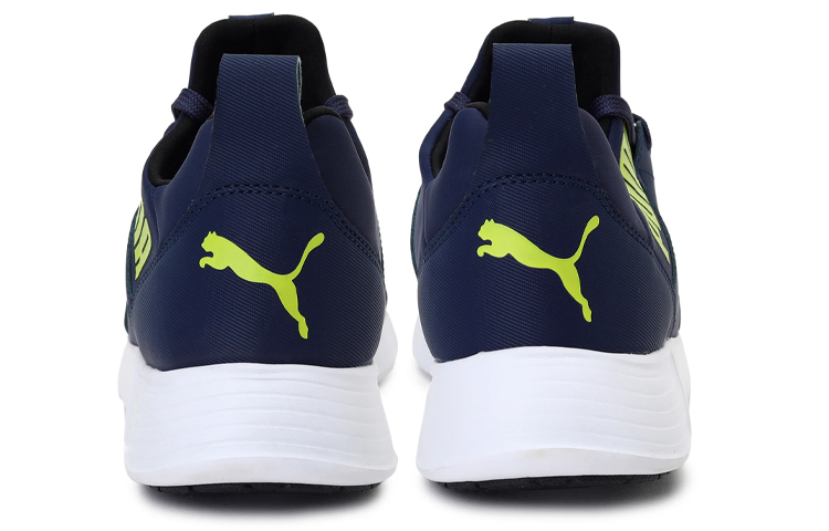 Shop 彪马Zod Runner Idp 蓝/黄色低帮运动鞋 370790-11