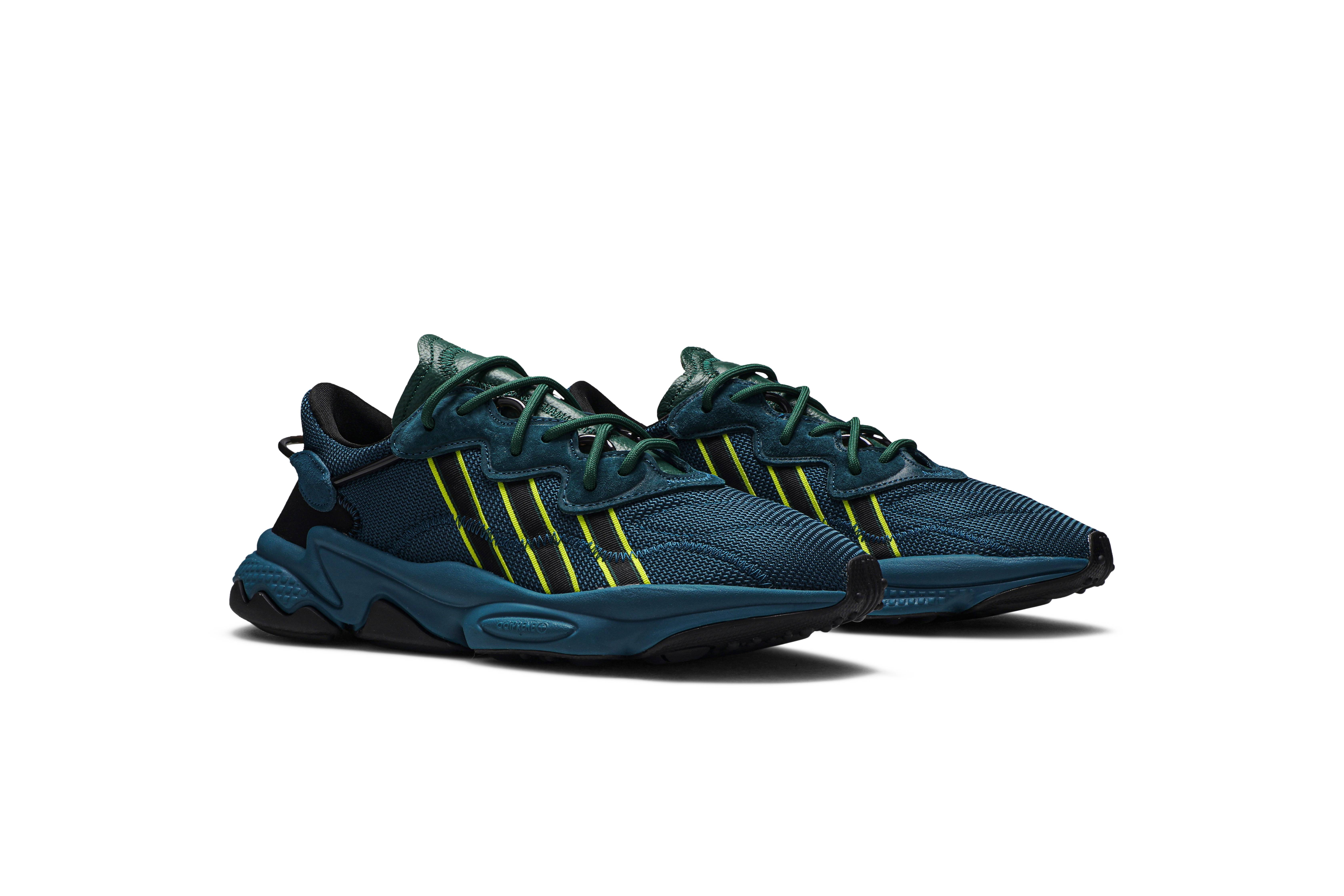 Cheap プシャT x アディダス Ozweego "テックミネラル" FV2480