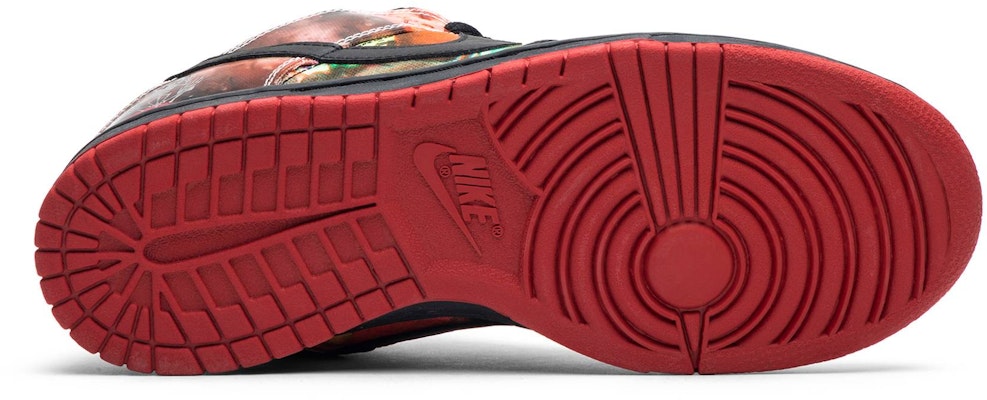 Pushead x Nike SB Dunk Low Pro 'Pushead' Retro Sneakers 313233-001 Shop Pushead x Nike SB Dunk Low Pro 'Pushead' Retro Sneakers 313233-001