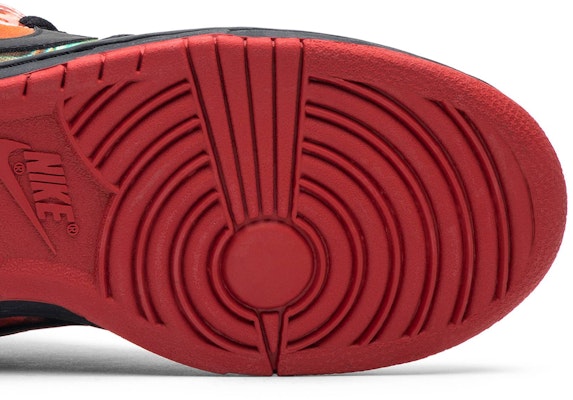 Pushead x Nike SB Dunk Low Pro 'Pushead' Retro Sneakers 313233-001 Purchase Pushead x Nike SB Dunk Low Pro 'Pushead' Retro Sneakers 313233-001