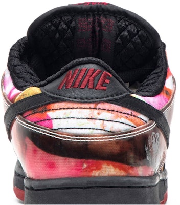Pushead x Nike SB Dunk Low Pro 'Pushead' Retro Sneakers 313233-001 Sizing Pushead x Nike SB Dunk Low Pro 'Pushead' Retro Sneakers 313233-001