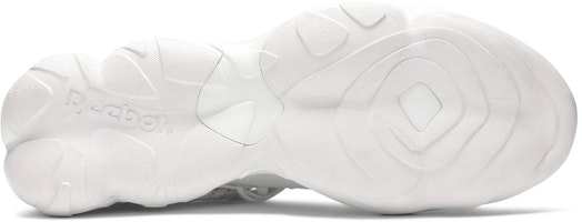 Pyer Moss x Reebok DMX Run Fusion Experiment 'Kelabu Tengkorak' CN7412 Shop Pyer Moss x Reebok DMX Run Fusion Experiment 'Kelabu Tengkorak' CN7412