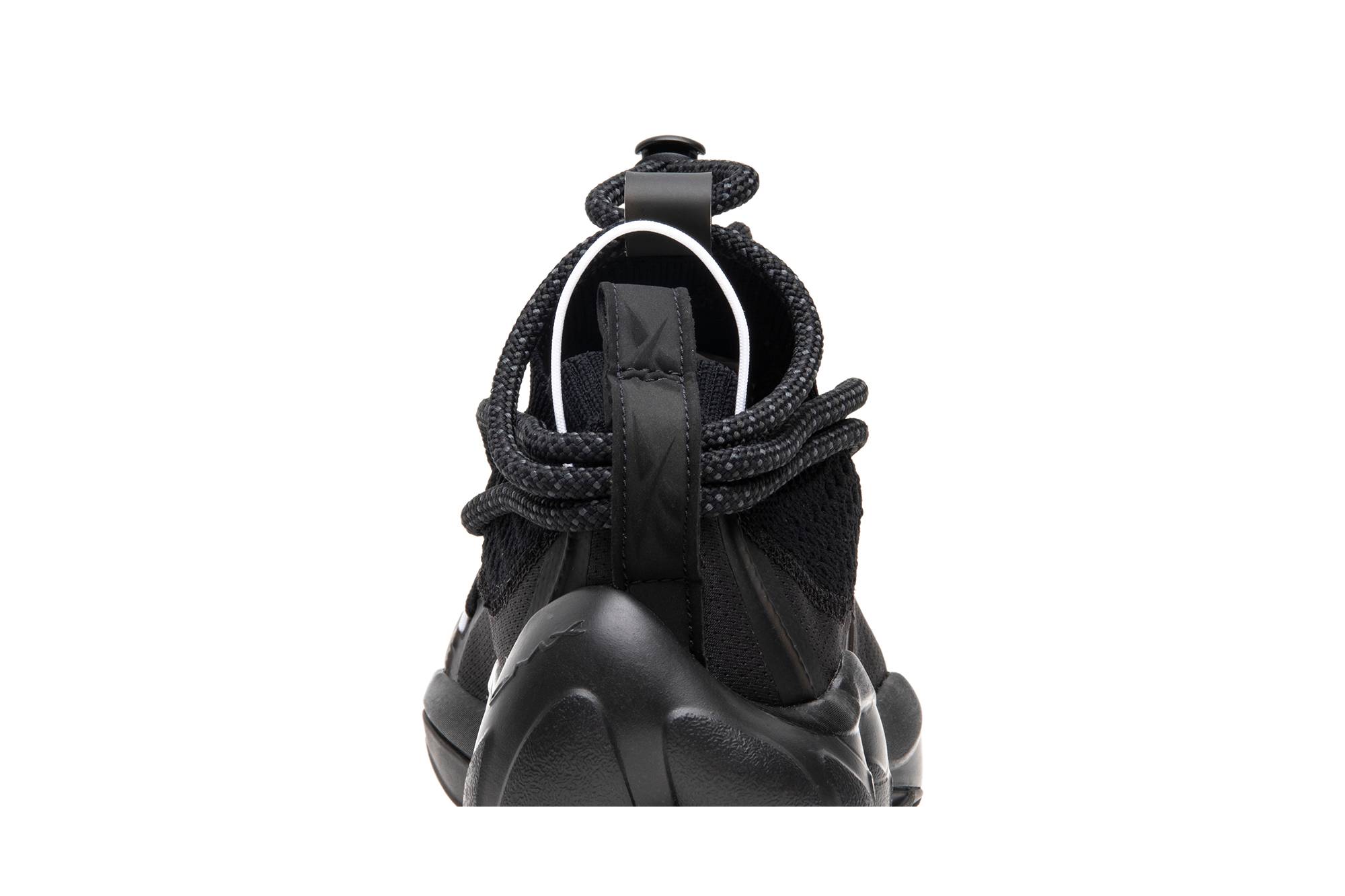 Sizing Pyer Moss x Reebok DMX Run Fusion Experiment 'Hitam Sepenuhnya' CN7586