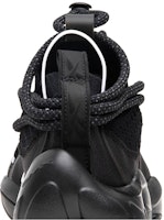Pyer Moss x Reebok DMX Run Fusion エクスペリメント "トリプルブラック" CN7586 Sizing Pyer Moss x Reebok DMX Run Fusion エクスペリメント "トリプルブラック" CN7586