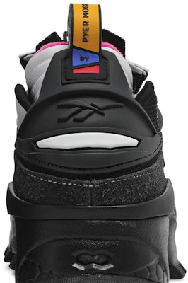 Pyer Moss x Reebok Experiment 4 Trail Fury 'Innocence Project' FX7544 Sizing Pyer Moss x Reebok Experiment 4 Trail Fury 'Innocence Project' FX7544