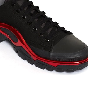 愛迪達新款跑鞋 Raf Simons 黑紅色 Shop 愛迪達新款跑鞋 Raf Simons 黑紅色