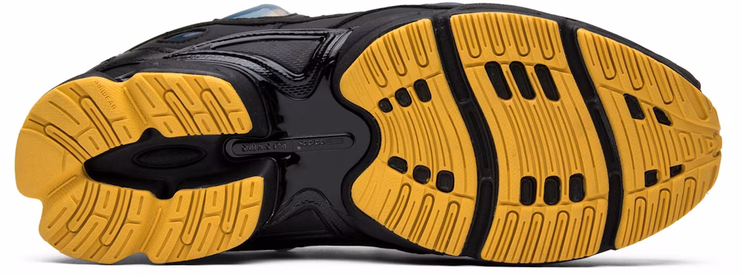 ラフ・シモンズ×adidas Ozweego 3 "黒コーン" BB6741 Shop ラフ・シモンズ×adidas Ozweego 3 "黒コーン" BB6741