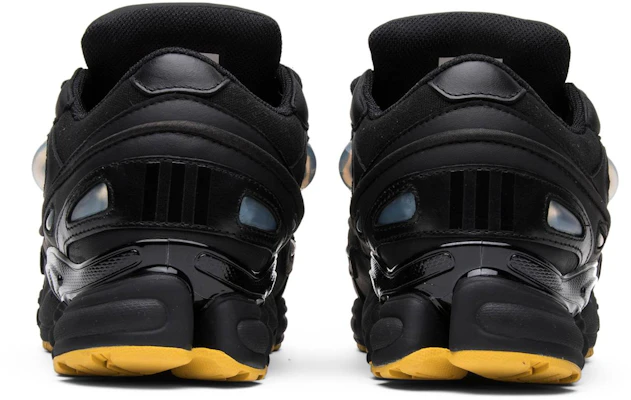 Raf simons ozweego 3 2025 black white