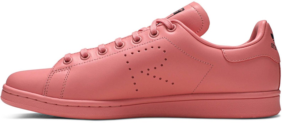 Raf Simons x adidas Stan Smith 'Tactile Rose' Merah Jambu F34269 Lookbook Raf Simons x adidas Stan Smith 'Tactile Rose' Merah Jambu F34269