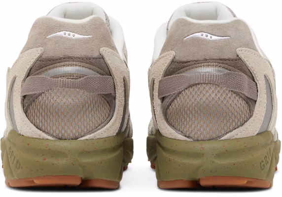 Raised By Wolves x Saucony Grid Azura 2000 S70737-2 Details for Raised By Wolves x Saucony Grid Azura 2000 S70737-2