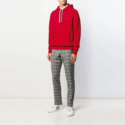 拉夫劳伦男款红色徽标刺绣套头卫衣 710766778-002 Lookbook 拉夫劳伦男款红色徽标刺绣套头卫衣 710766778-002