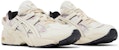 Re-Construction x ASICS Gel Kayano 5 'Birch' dalam warna Krim Elegan. 1021A411-200