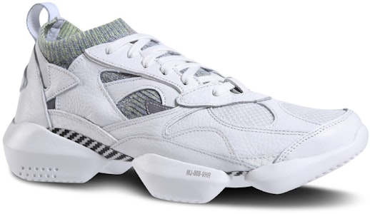 锐步 3D OP. PRO '白海军蓝' DV5047 Lookbook 锐步 3D OP. PRO '白海军蓝' DV5047