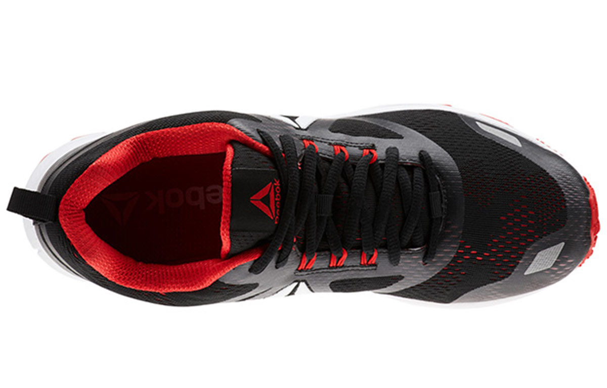 Lookbook Reebok Ahary Runner ''Zwart Rood'' CN5333