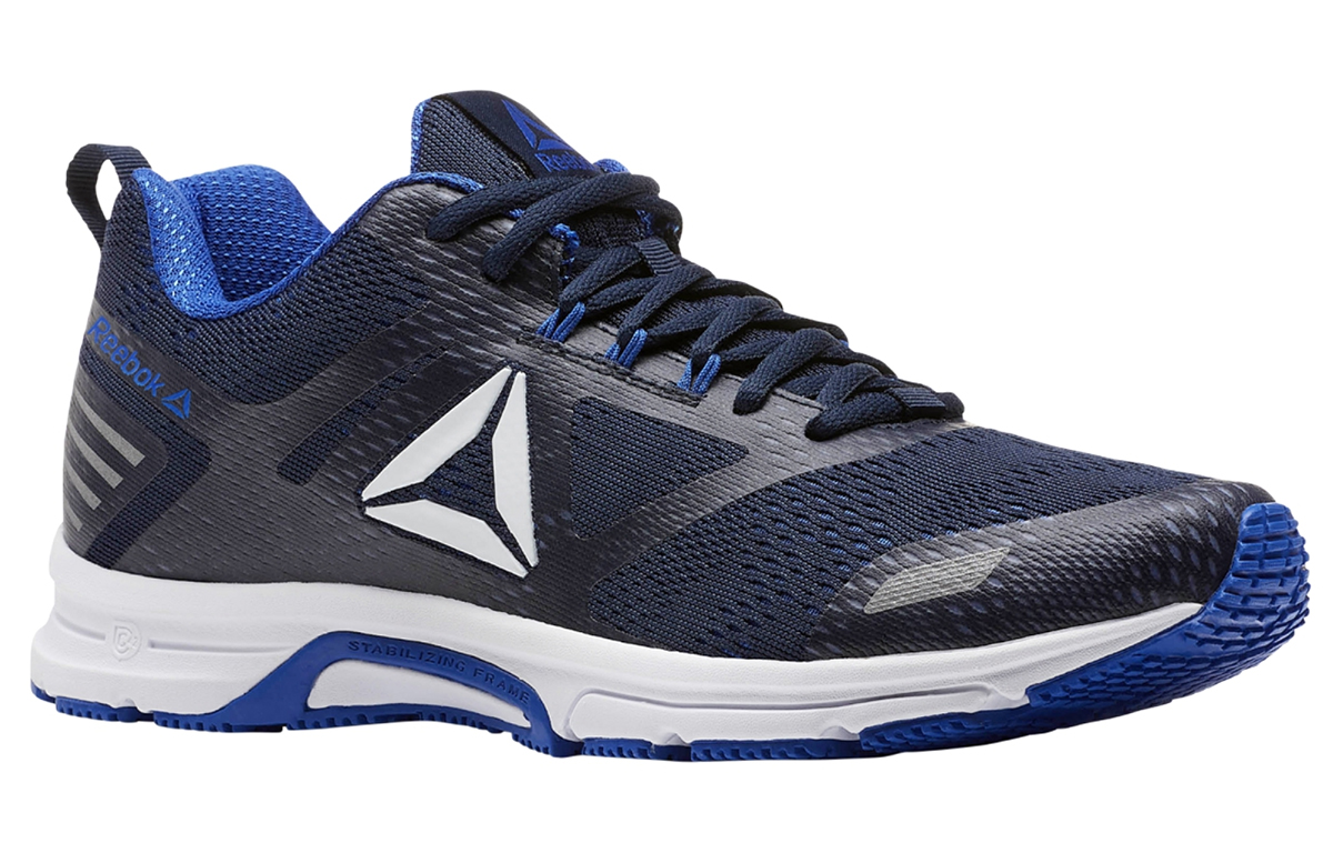 Lookbook Reebok Ahary Runner ''Bleu Profond'' CN5341