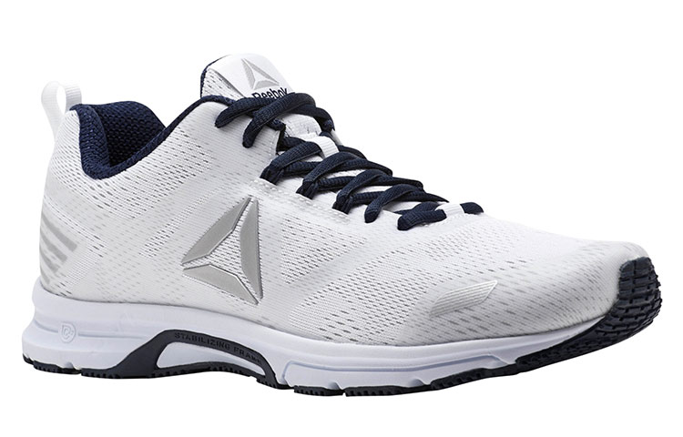 Lookbook Reebok Ahary Runner ''Weiß Blau'' CN1963