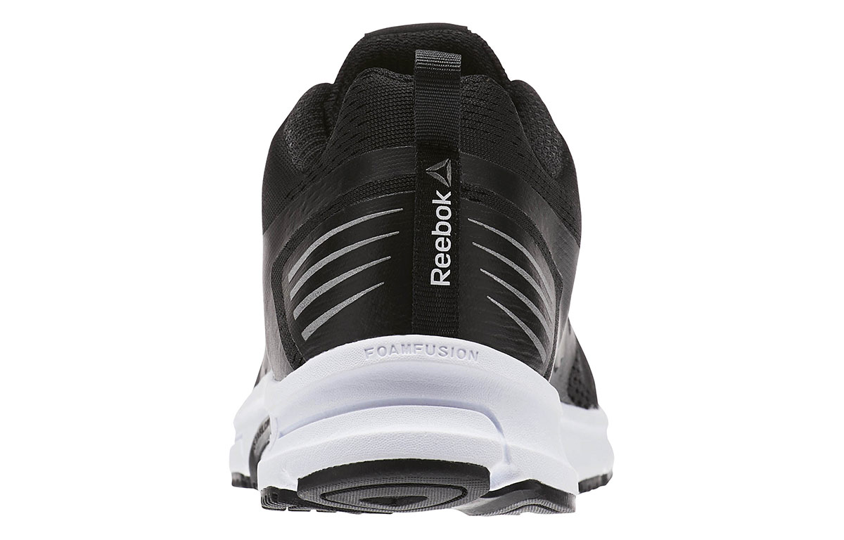 Shop Reebok Ahary Runner Noir BS8389